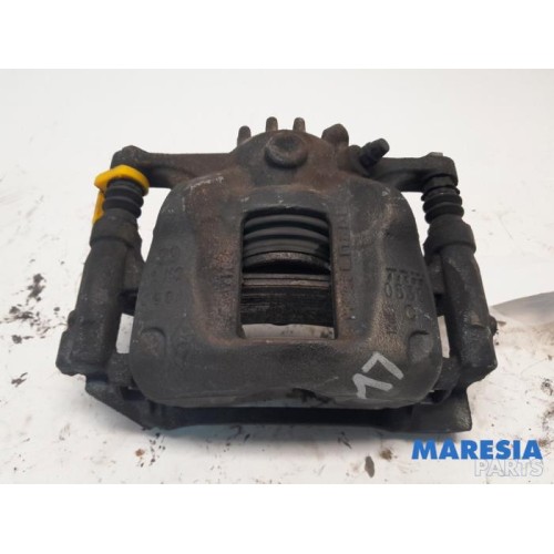 Renault - Trafic - Front brake calliper, left