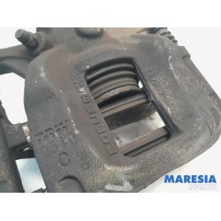 Renault - Trafic - Front brake calliper, right