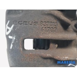 Renault - Trafic - Bremszange links hinten