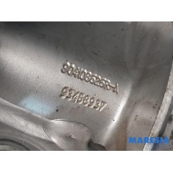 Renault - Trafic - Rear door hinge, left