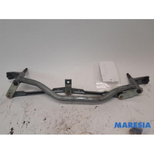 Renault - Trafic - Wiper mechanism