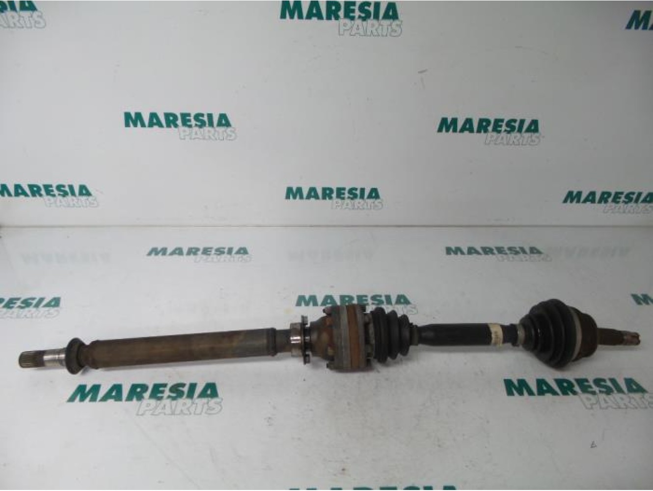 Lancia - Lybra - Arbre de transmission avant droit