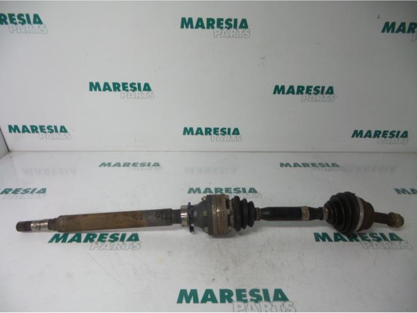 Lancia - Lybra - Arbre de transmission avant droit