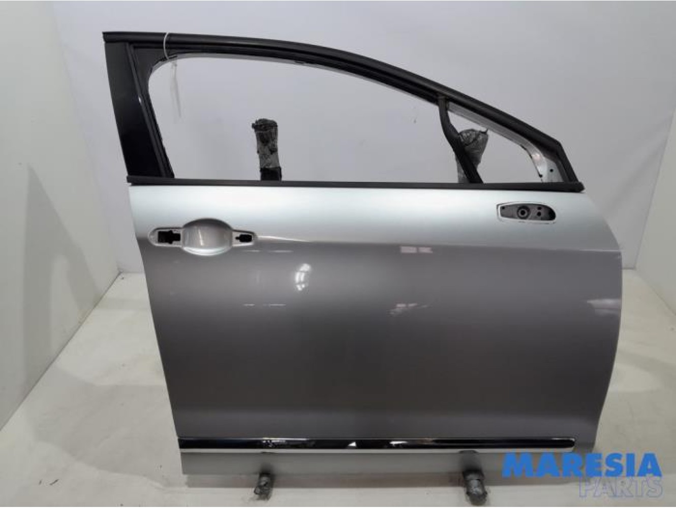 Citroen - C5 - Front door 4-door, right