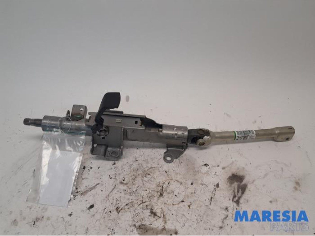 Renault - Trafic - Steering column housing