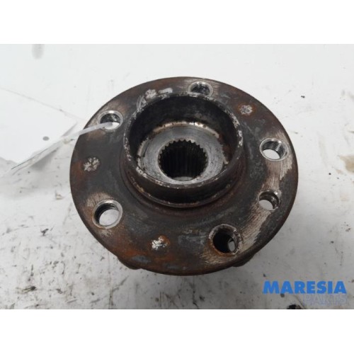 Alfa Romeo - Stelvio - Front wheel hub