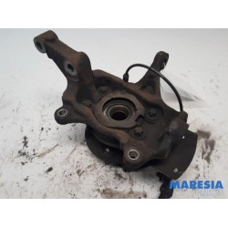 Renault - Trafic - Knuckle, front right