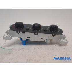 Renault - Trafic - Heater control panel