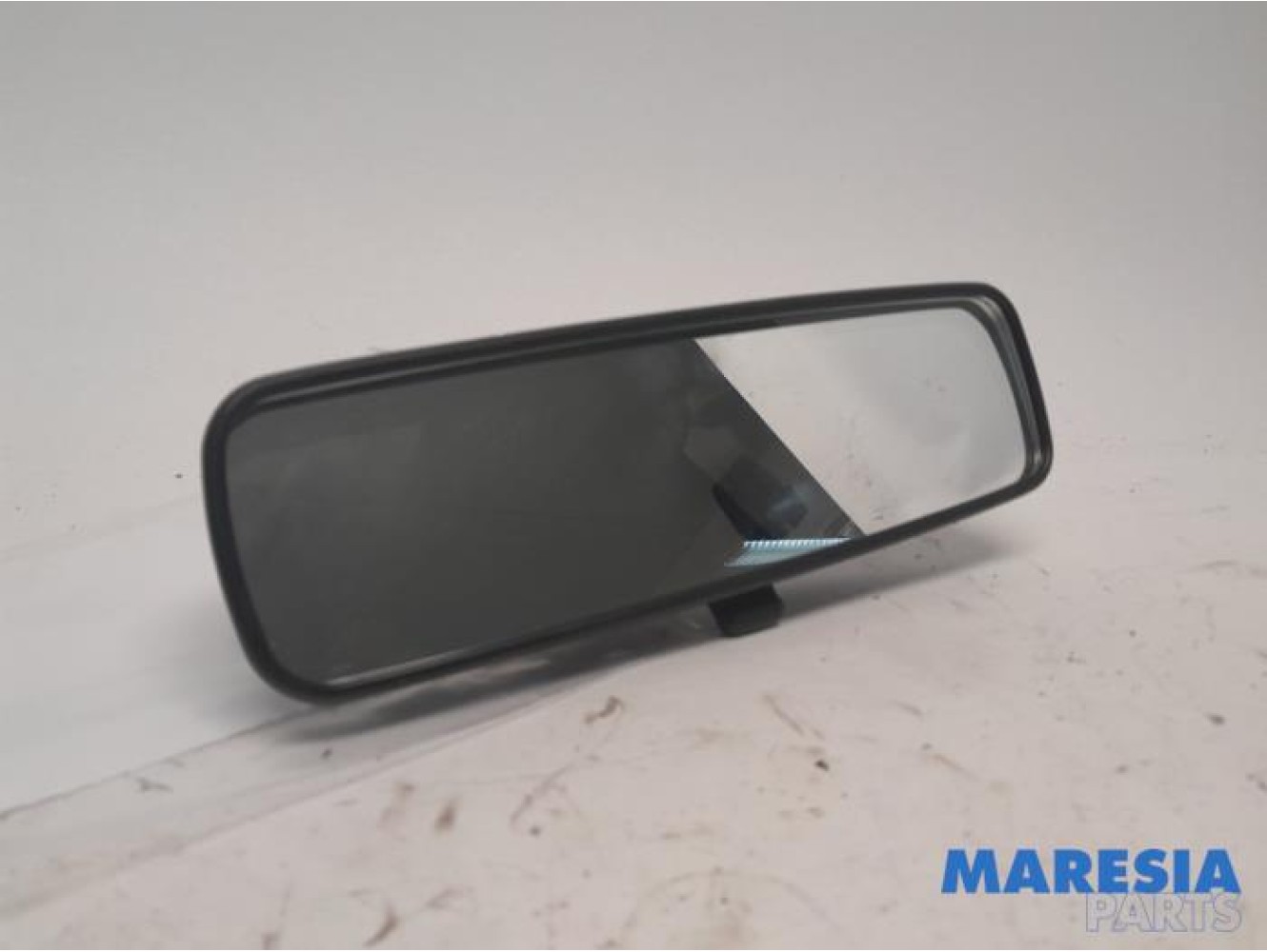 Renault - Trafic - Rear view mirror