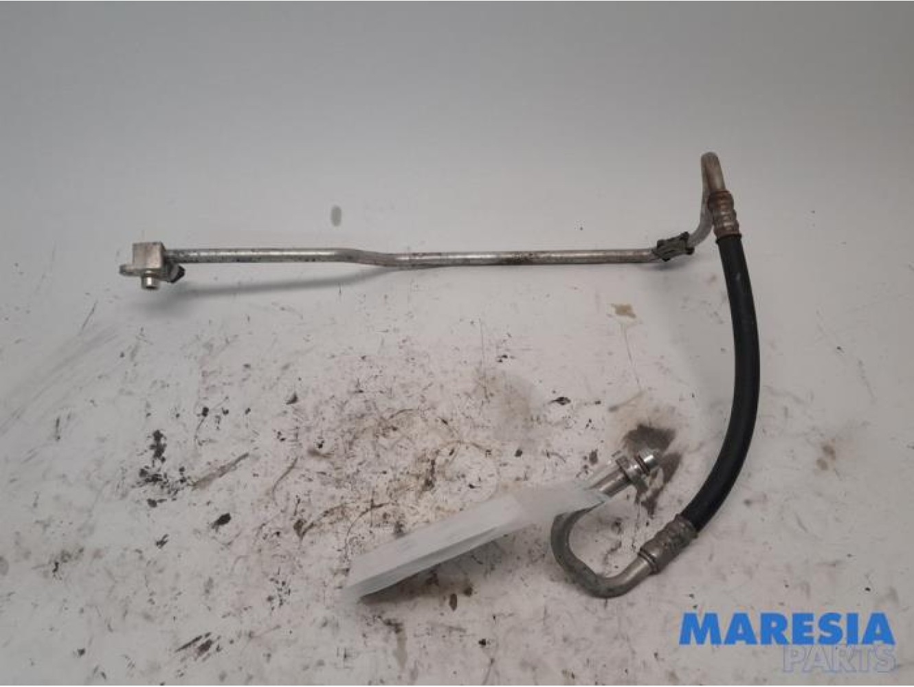 Renault - Trafic - Air conditioning line
