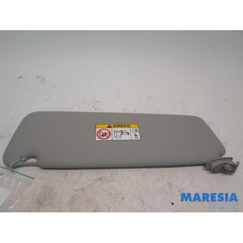 Renault - Trafic - Sun visor