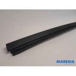 Renault - Trafic - Frontscreen frame