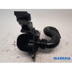 Renault - Trafic - Air intake hose