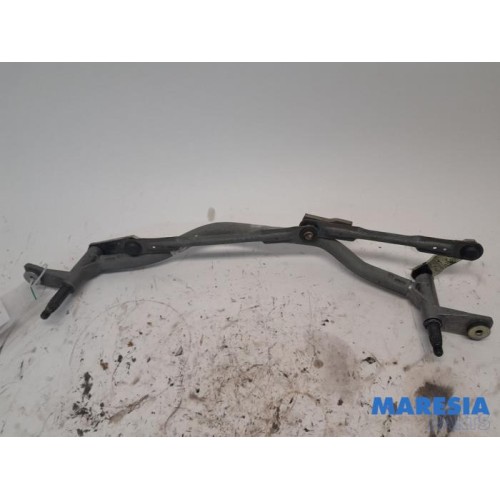 Renault - Trafic - Wiper mechanism