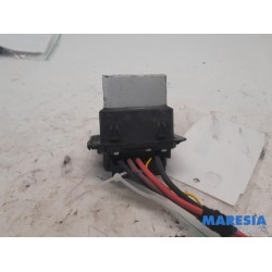 Renault - Trafic - Heater resistor