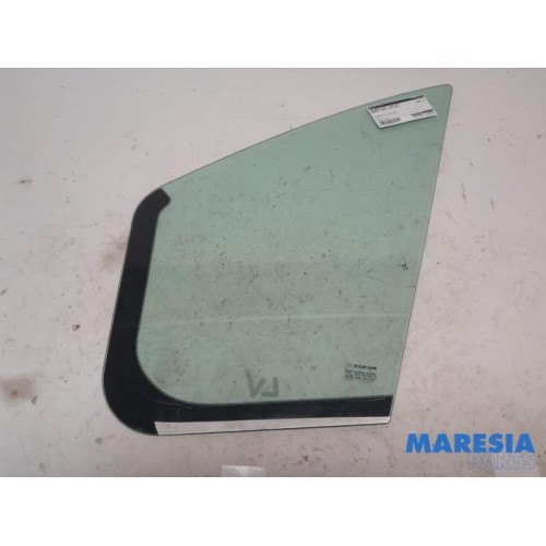 Renault - Trafic - Quarter light, front left
