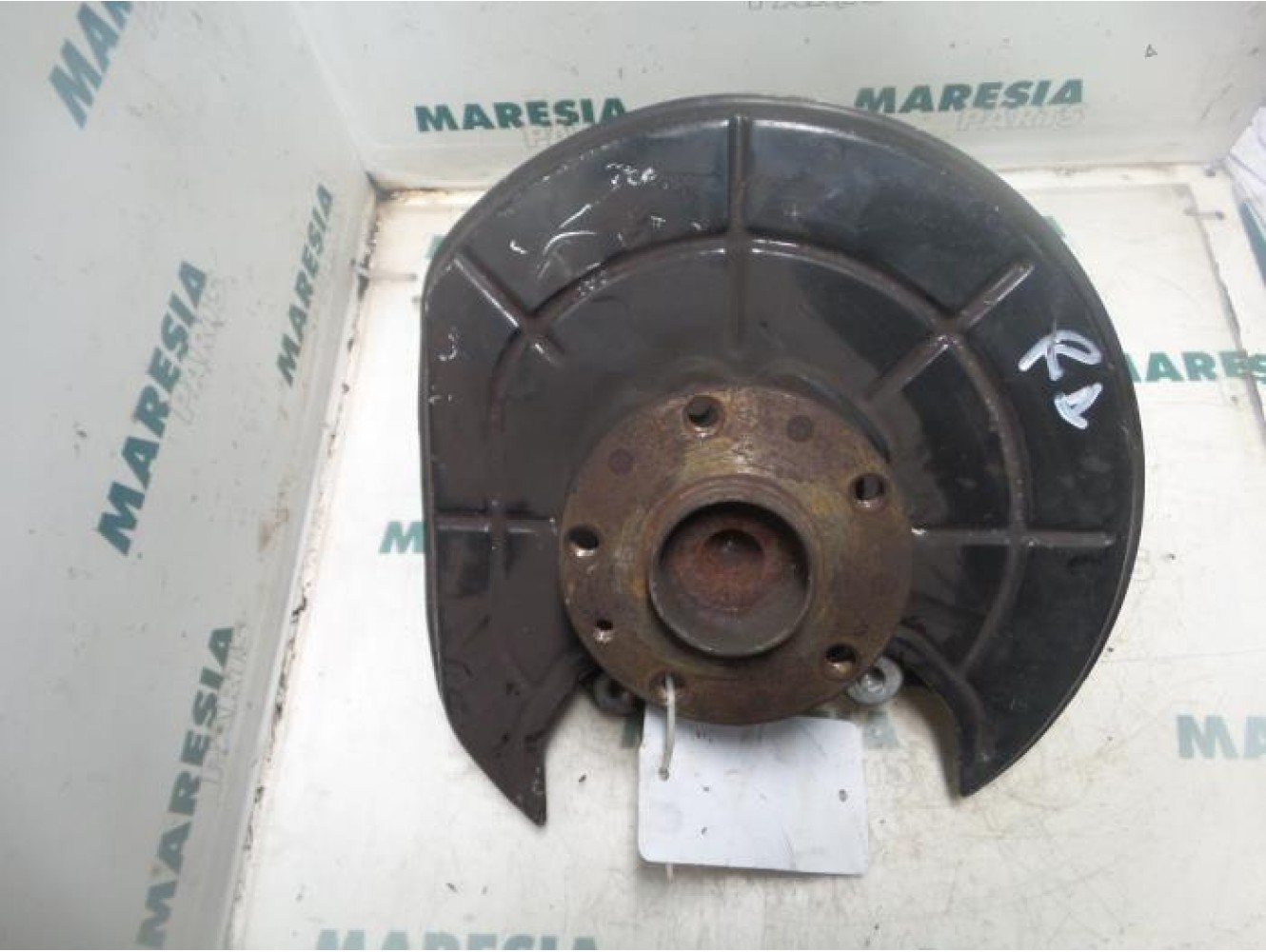 Lancia - Thesis - Achsschenkel rechts hinten
