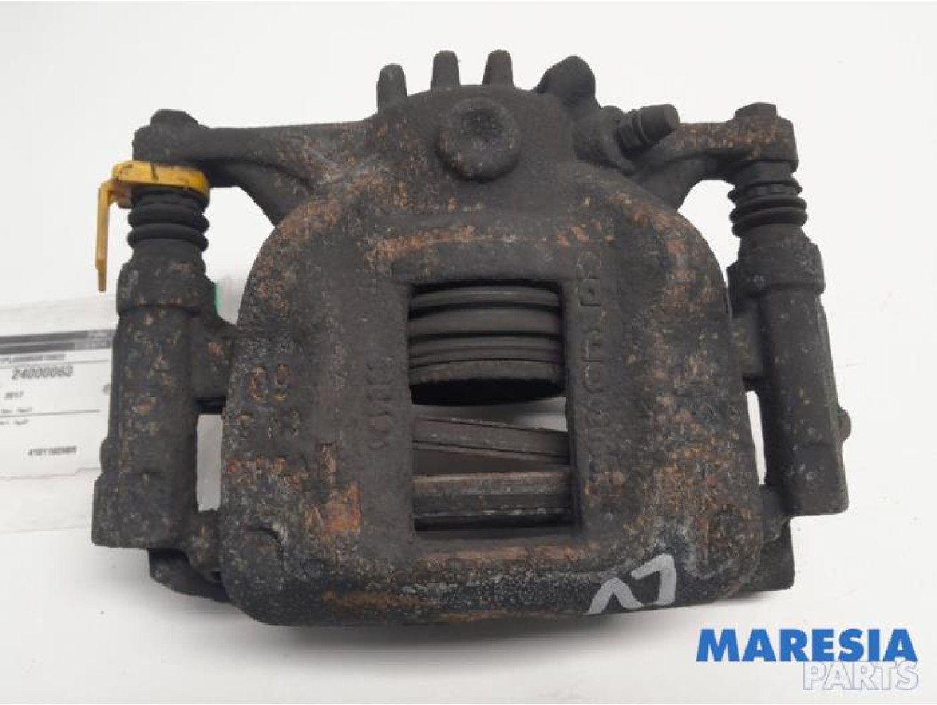 Renault - Trafic - Front brake calliper, left
