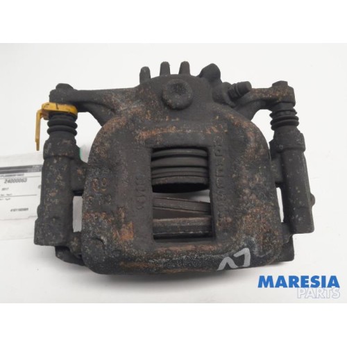 Renault - Trafic - Front brake calliper, left