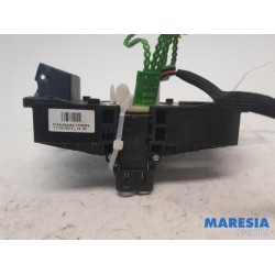 Renault - Trafic - Airbag clock spring