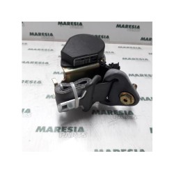 Renault - Megane - Front seatbelt, right
