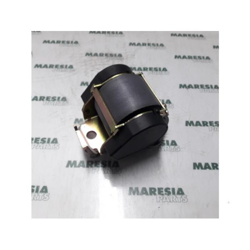 Renault - Megane - Front seatbelt, right