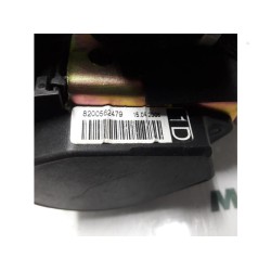 Renault - Megane - Front seatbelt, right