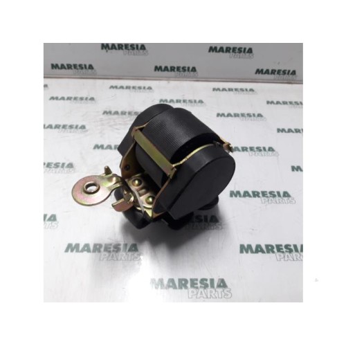 Renault - Megane - Front seatbelt, right