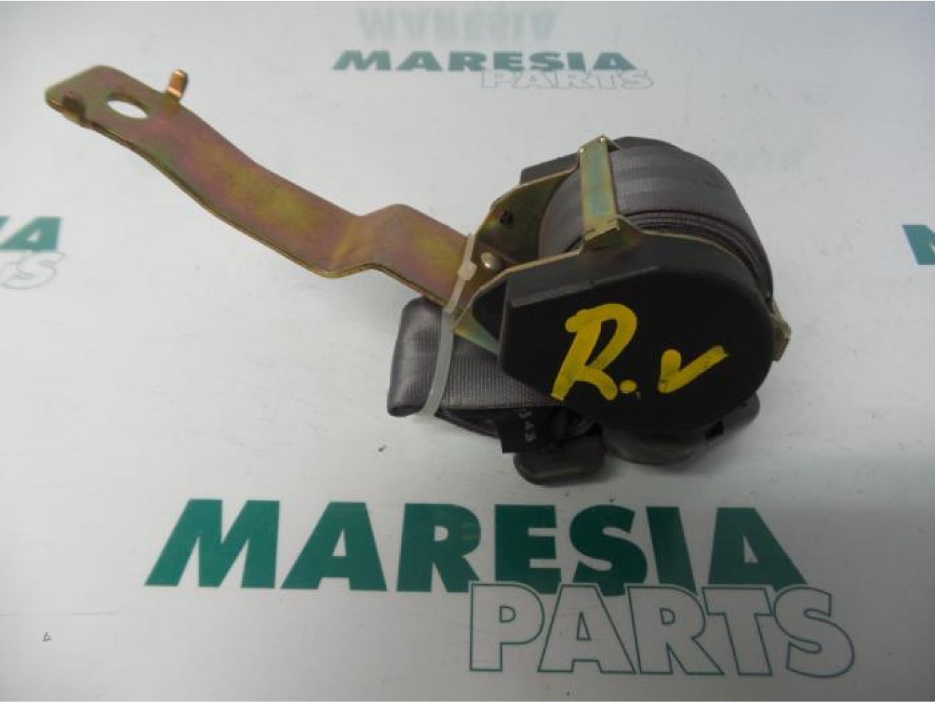 Renault - Megane - Front seatbelt, right