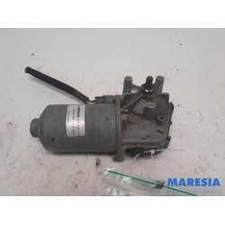 Renault - Trafic - Front wiper motor
