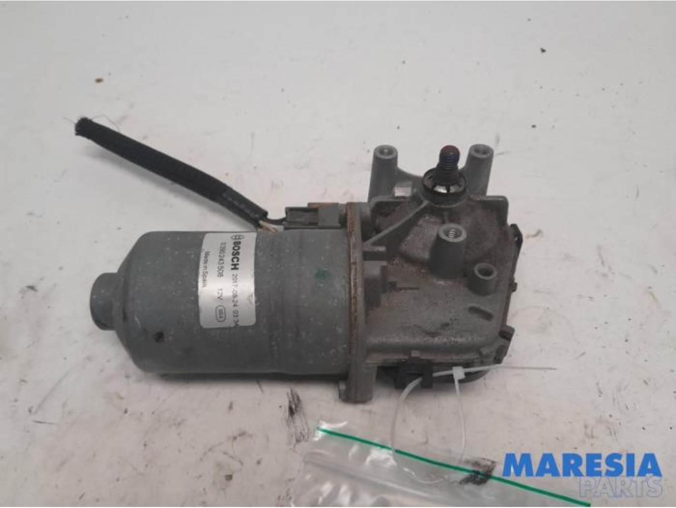 Renault - Trafic - Front wiper motor