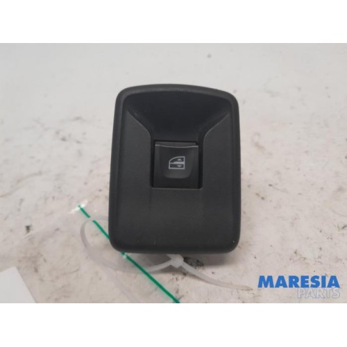 Renault - Trafic - Electric window switch