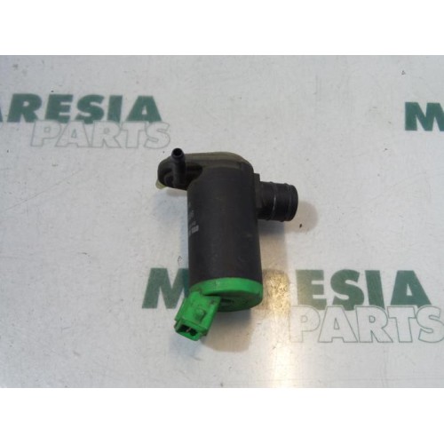 Peugeot - 206 - Scheibensprüherpumpe vorne