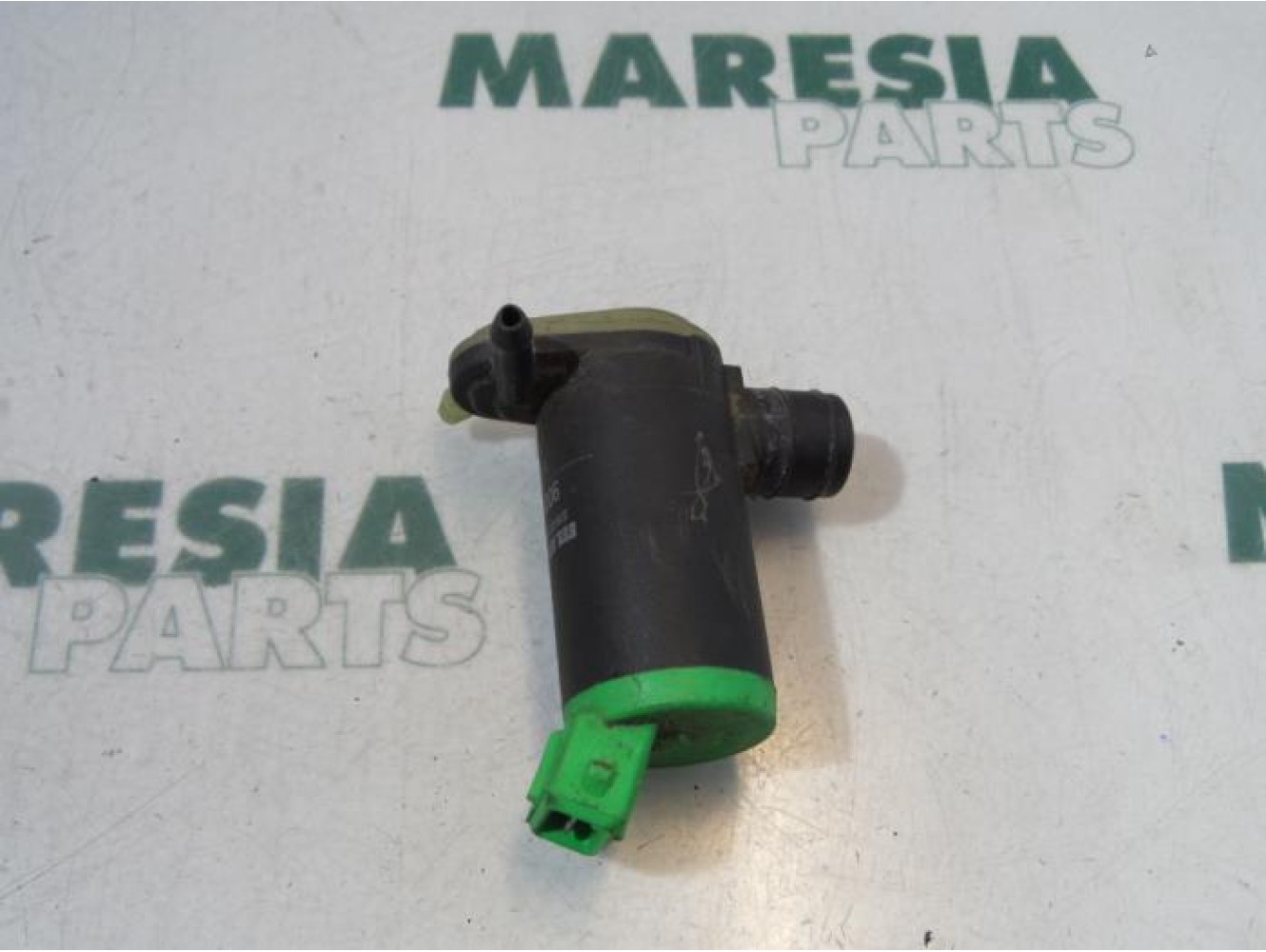 Peugeot - 206 - Scheibensprüherpumpe vorne