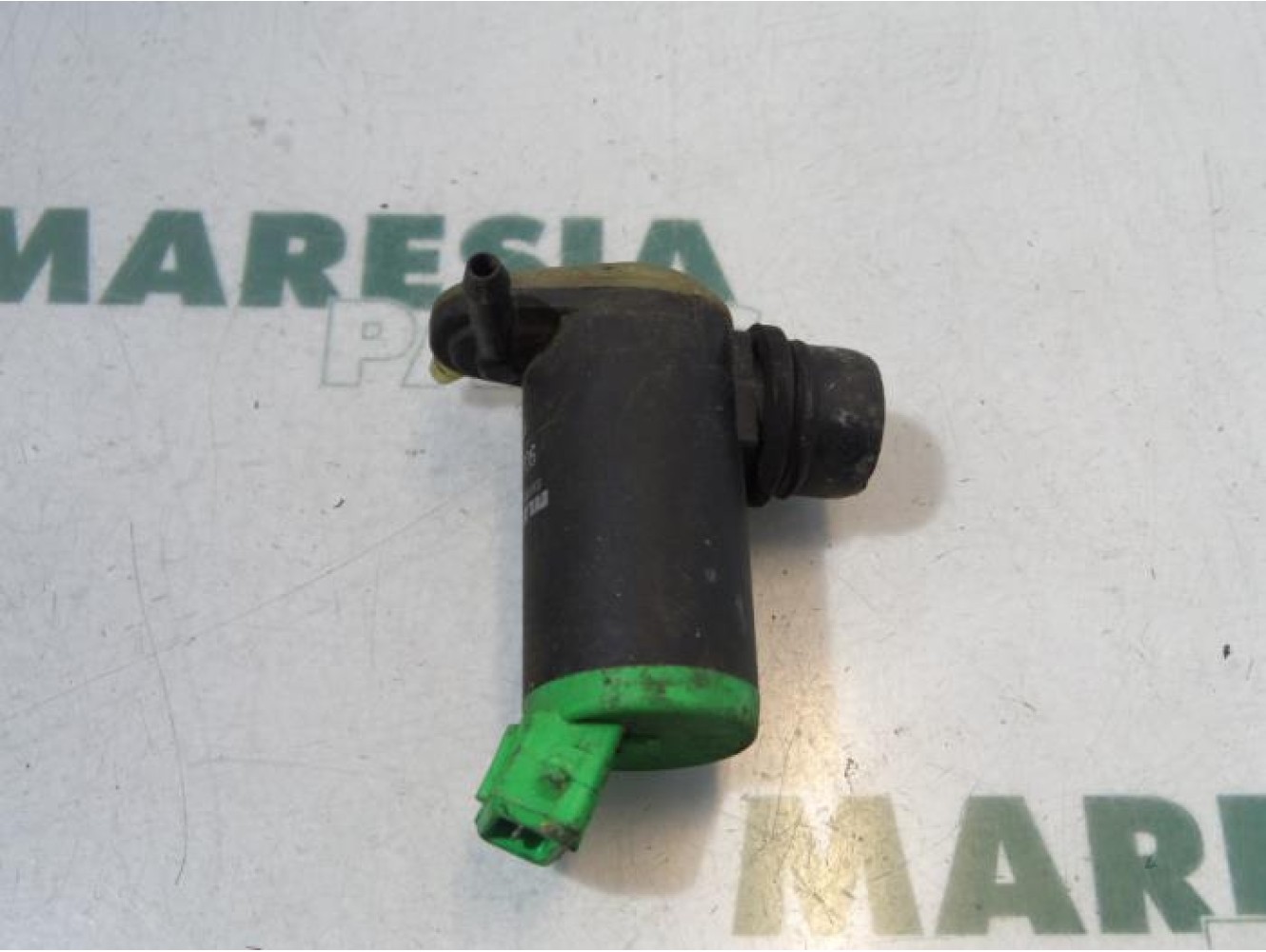 Peugeot - 206 - Scheibensprüherpumpe vorne
