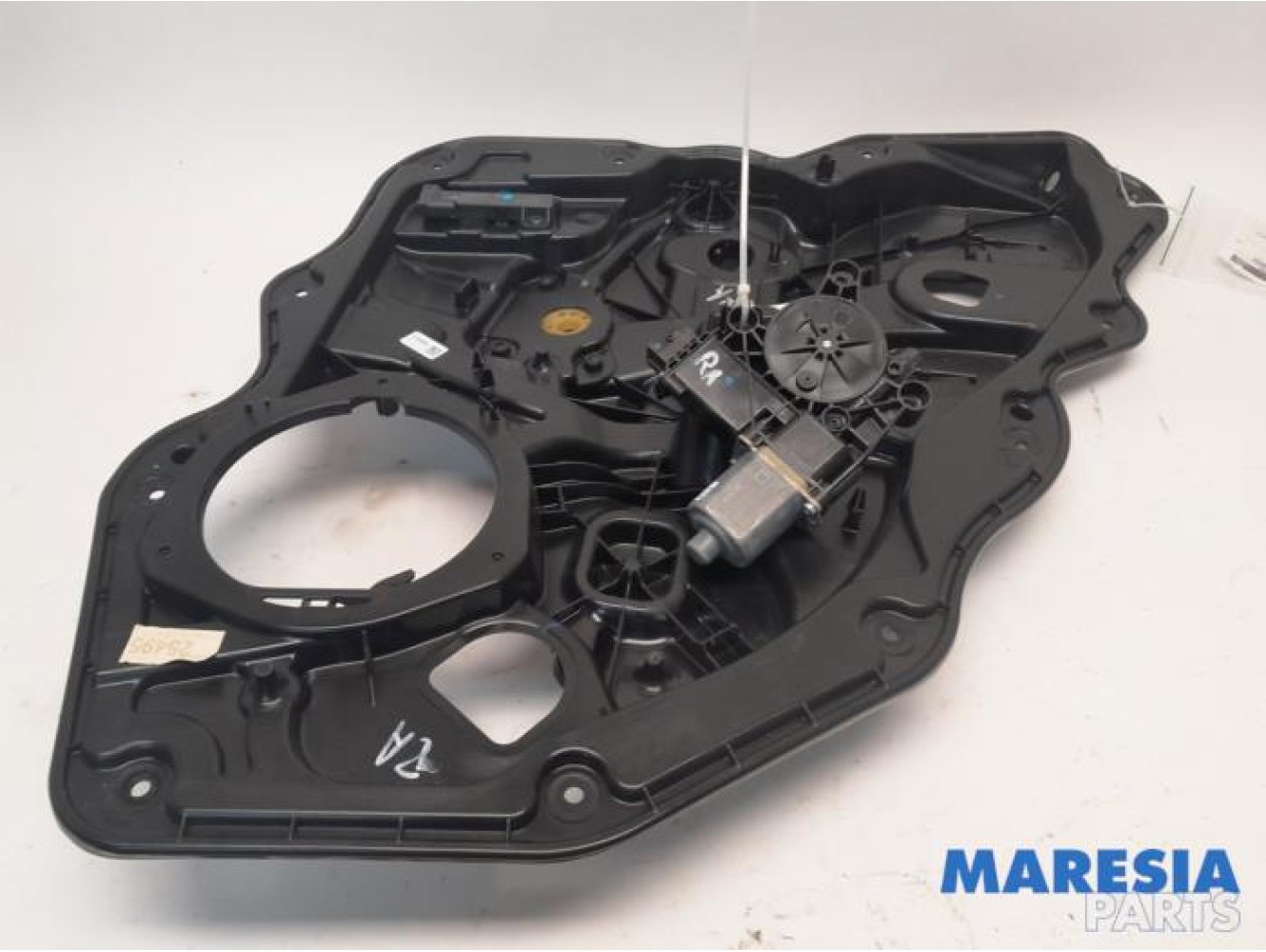 Alfa Romeo - Stelvio - Rear door window mechanism 4-door, right
