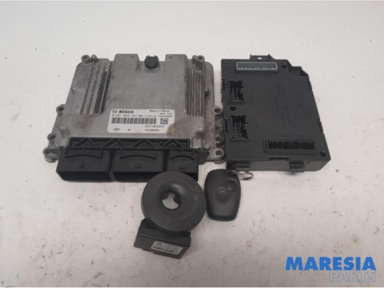 Renault - Trafic - Engine management computer