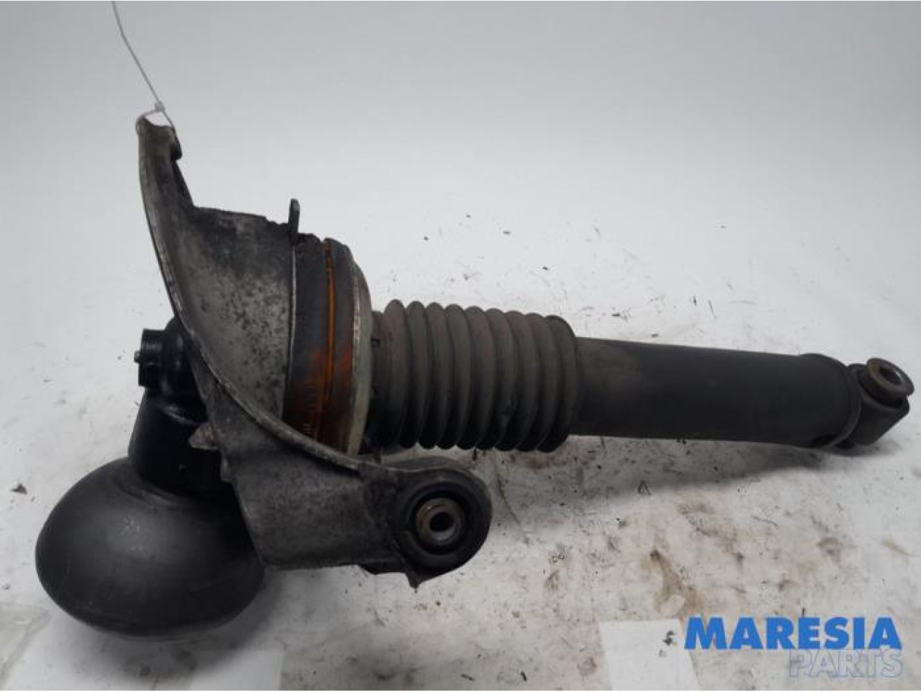 Citroen - C5 - Front shock absorber rod, right
