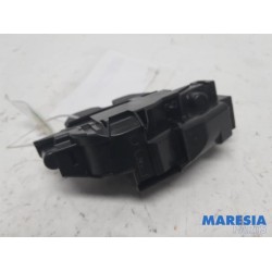 Peugeot - RCZ - Tailgate lock mechanism
