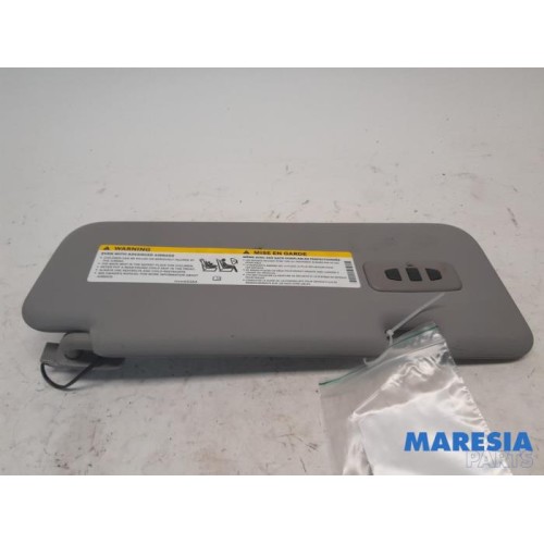 Alfa Romeo - Stelvio - Sun visor