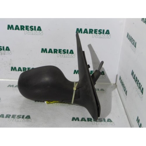 Renault - Clio - Wing mirror, right