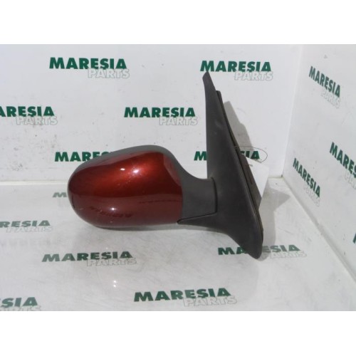 Renault - Clio - Wing mirror, right