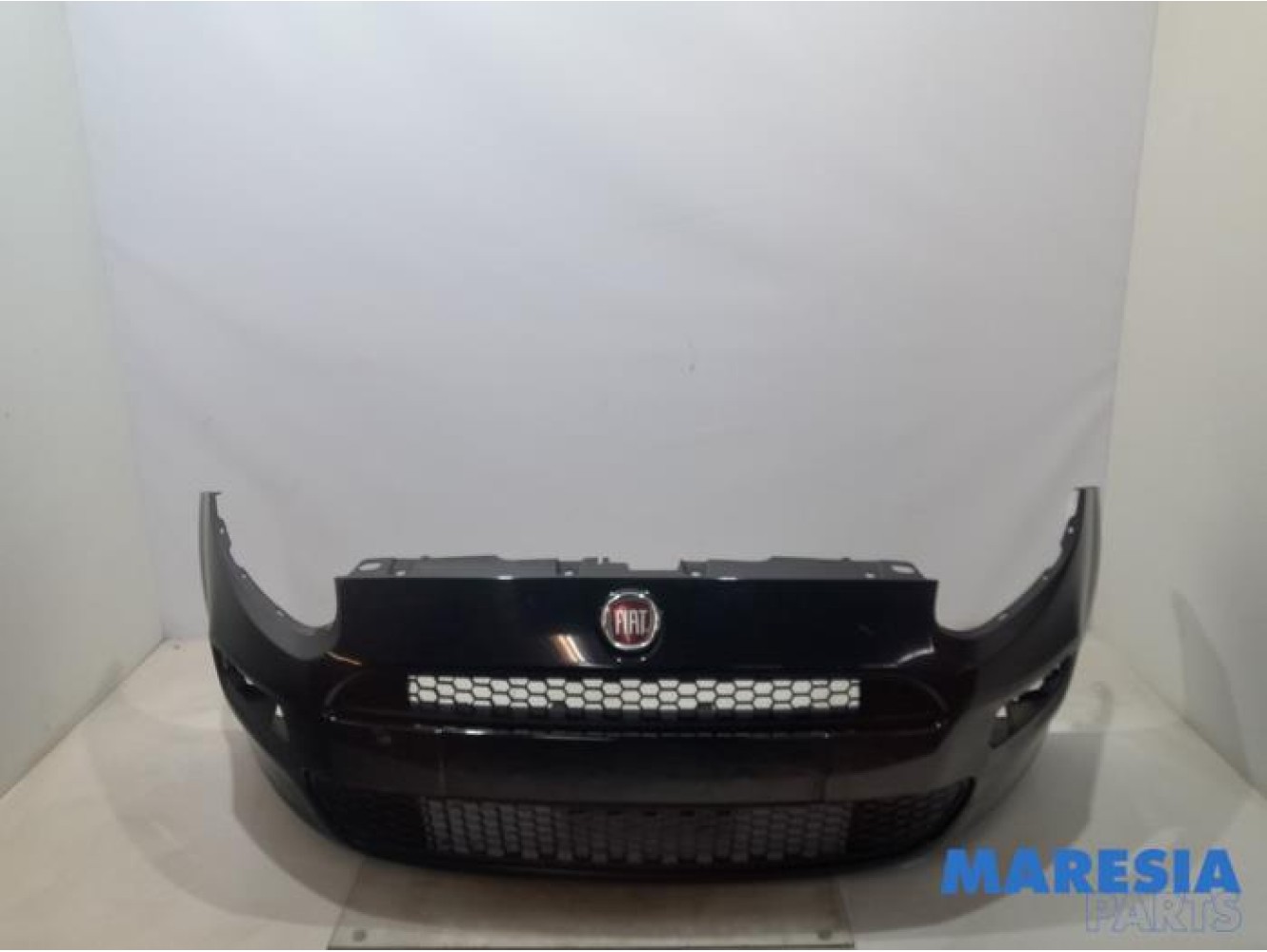 Fiat - Punto - Stoßstange vorne