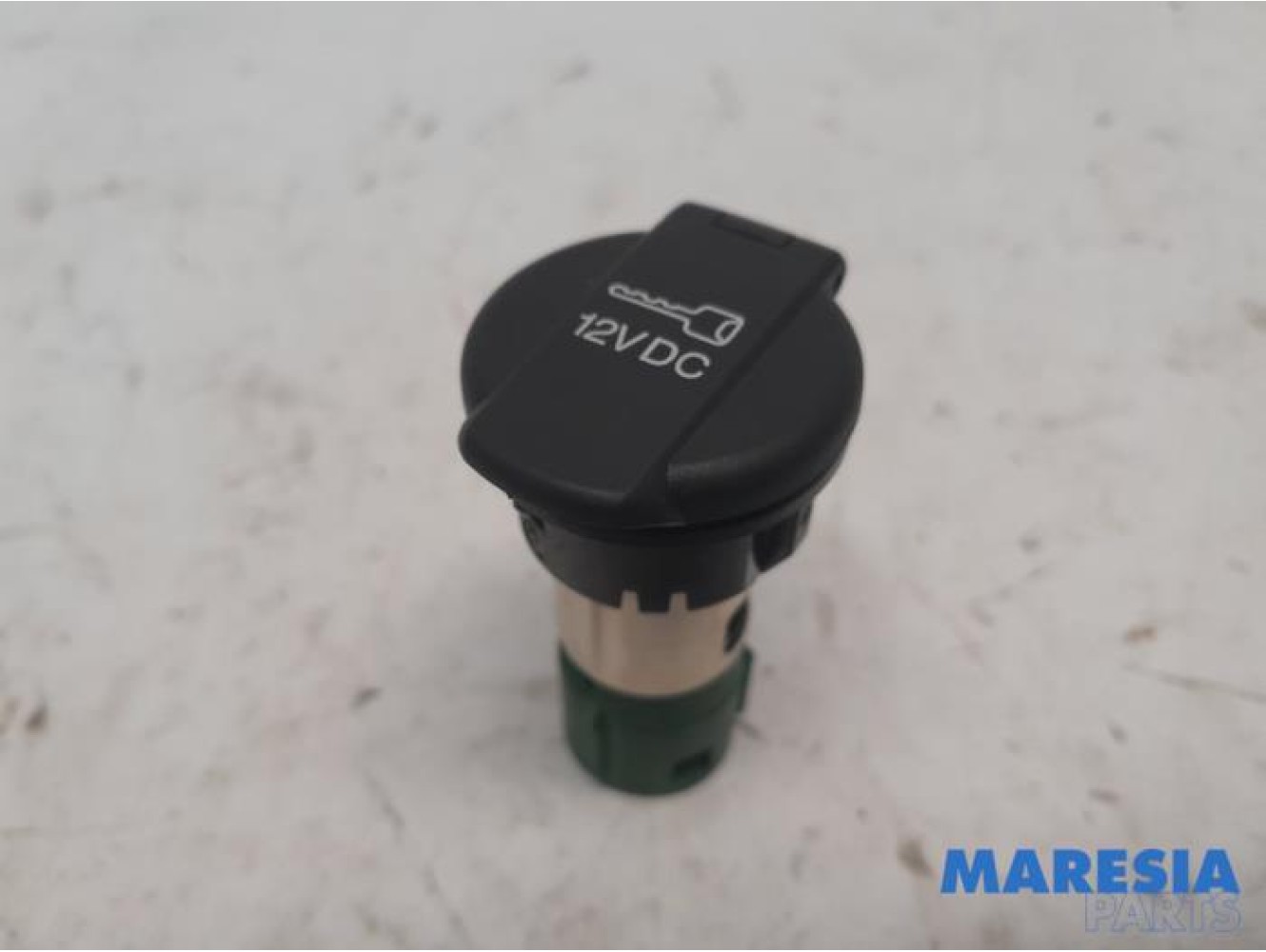Alfa Romeo - Stelvio - 12 volt connection