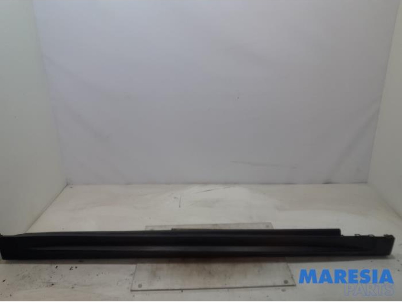 Alfa Romeo - Stelvio - Door sill right