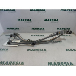 Peugeot - 207 - Wiper mechanism
