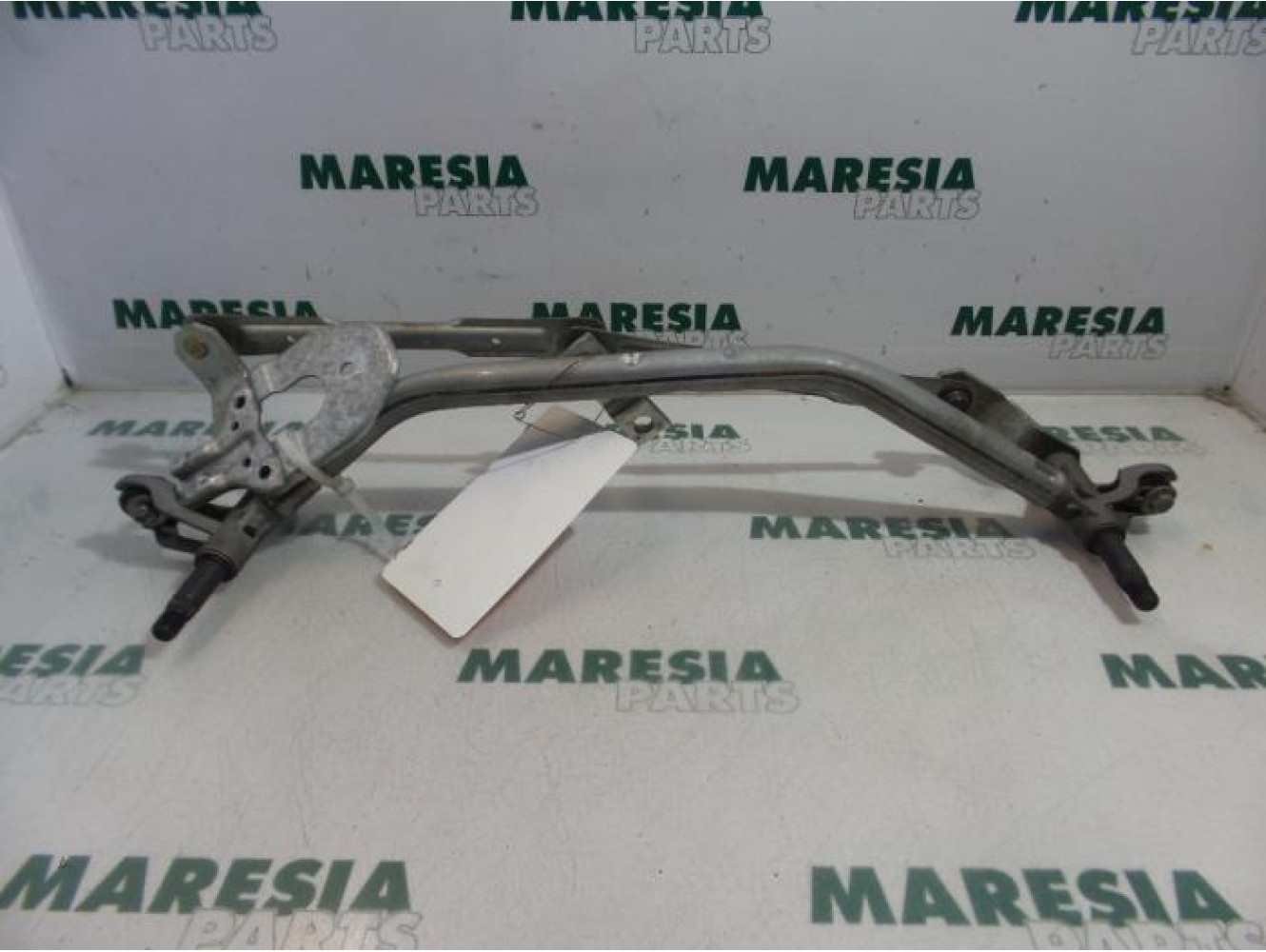 Peugeot - 207 - Wiper mechanism