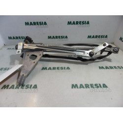 Peugeot - 207 - Wiper mechanism