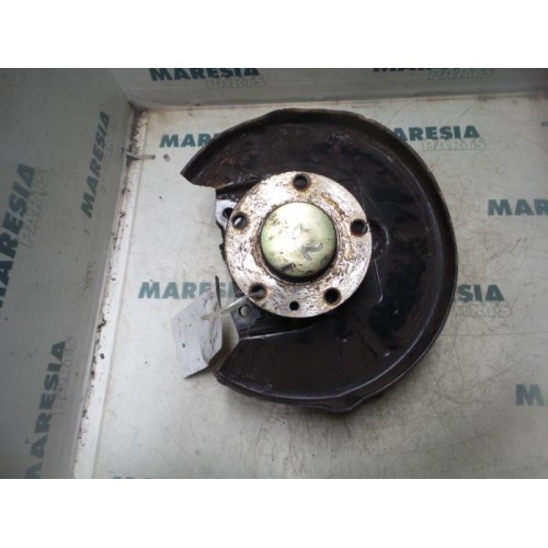 Alfa Romeo - 147 - Fusee rechts-achter