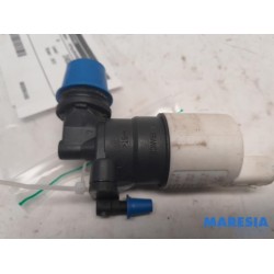 Peugeot - RCZ - Windscreen washer pump